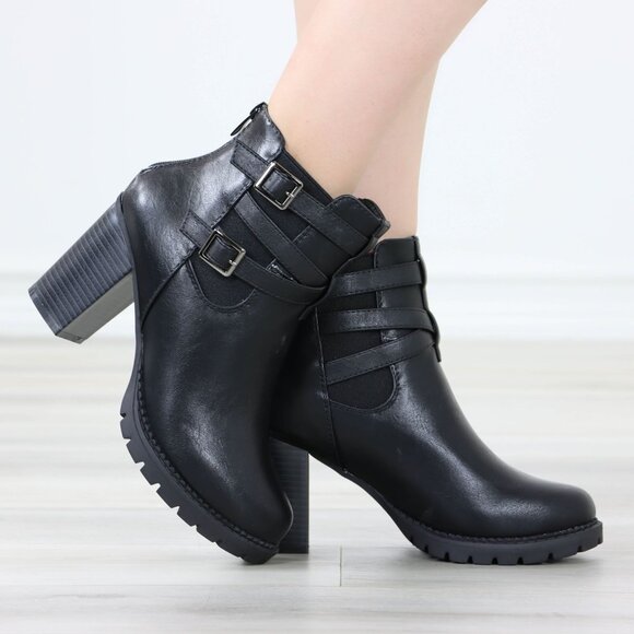 Black Ankle Boots Chunky Lug Block Heel Synthetic Leather Round Toe - Picture 3 of 12